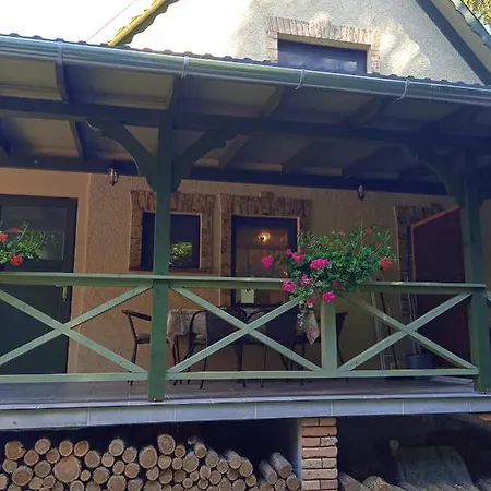 Holiday home Kispatak Erdei Haz *