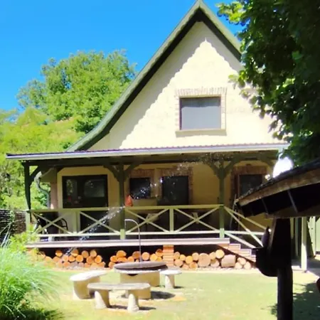 Kispatak Erdei Ház Casa vacanze Kismaros